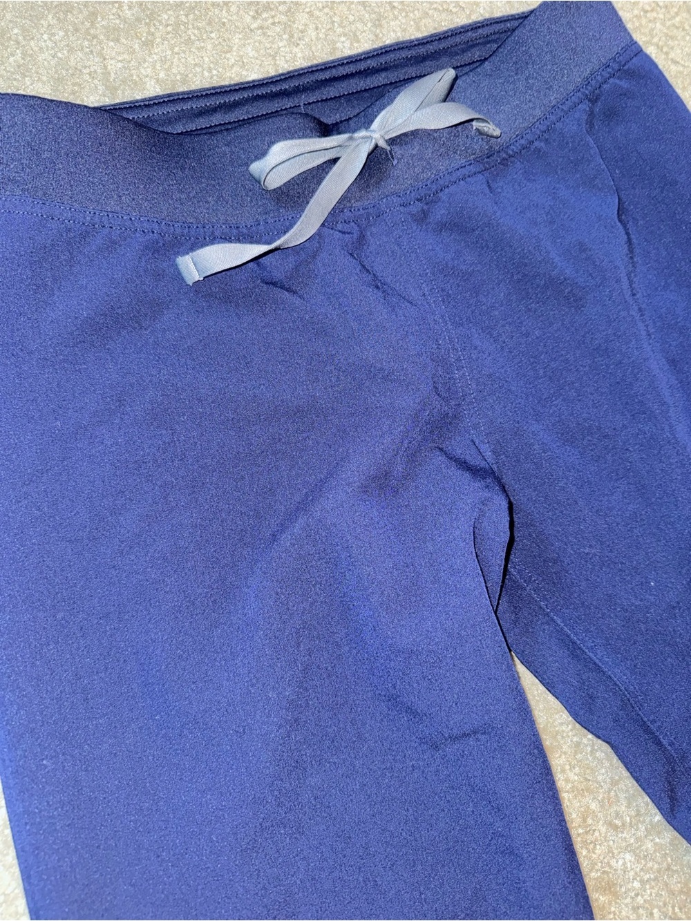 Figs Livingston style Navy Blue Drawstring Scrub Pants SMALL/Petite - Picture 4 of 8